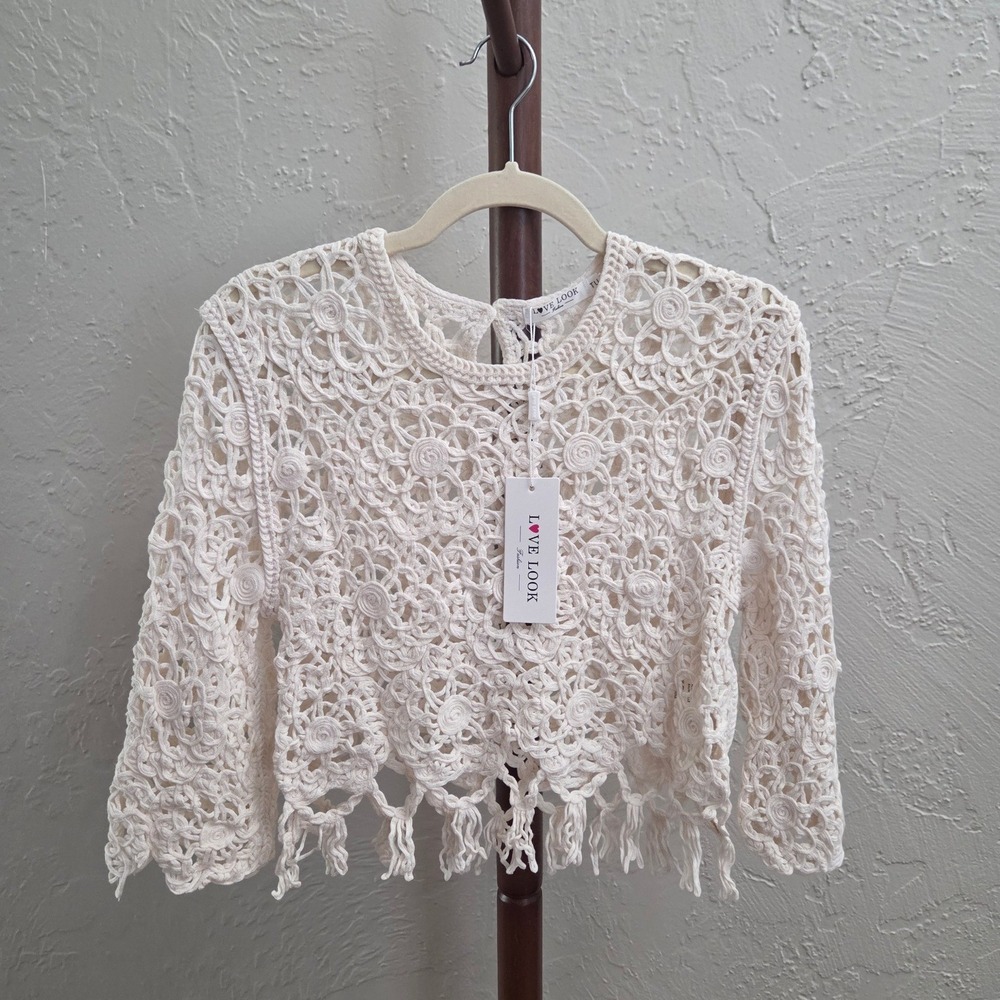 T242. Cream Floral Crochet Fringe Crop Top